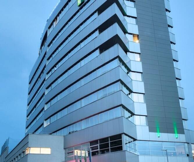 בית מלון כפרי Holiday Inn Zilina, An Ihg