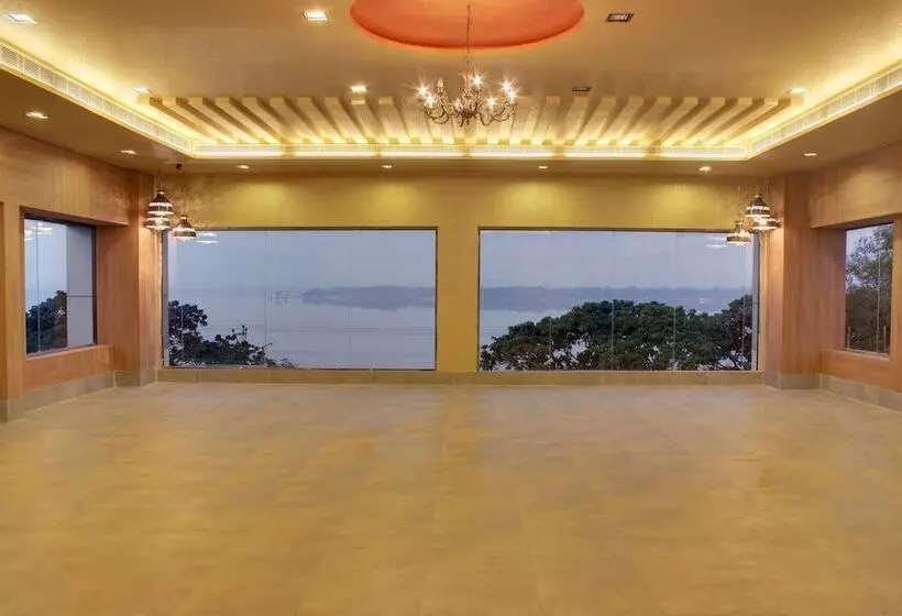 酒店 Justa Hyderabad