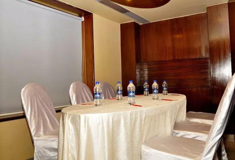 酒店 Justa Hyderabad