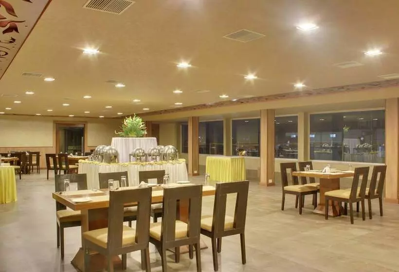 酒店 Justa Hyderabad