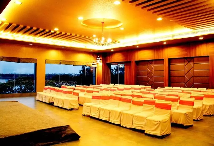 酒店 Justa Hyderabad