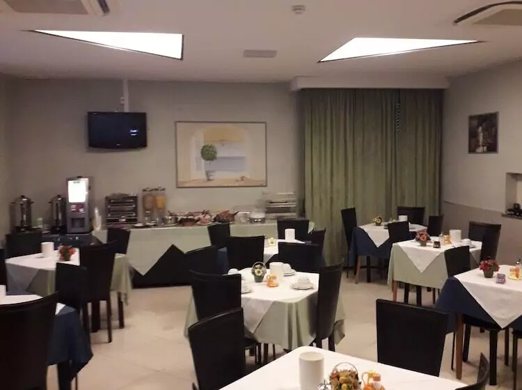 Hotelli Niagara Rimini