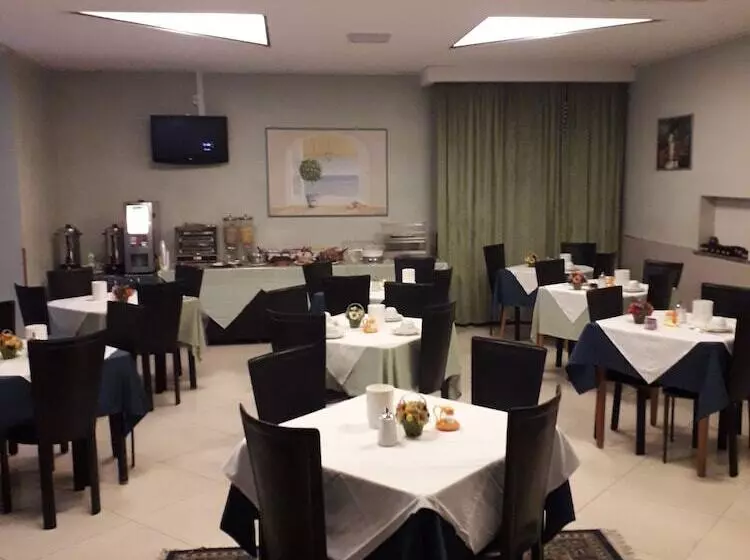 Hotelli Niagara Rimini