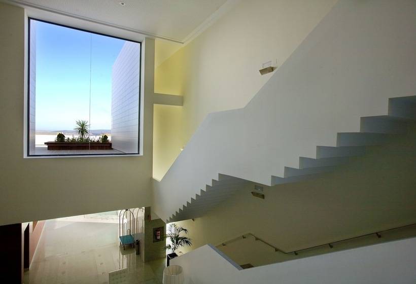 ホテル Santa Beatriz De Silva