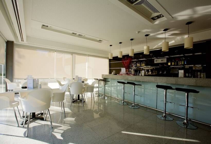 ホテル Santa Beatriz De Silva