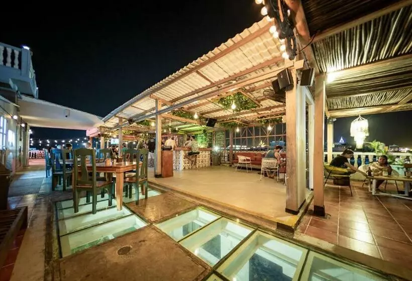 ホテル Socialtel Cartagena   Formerly Selina Cartagena