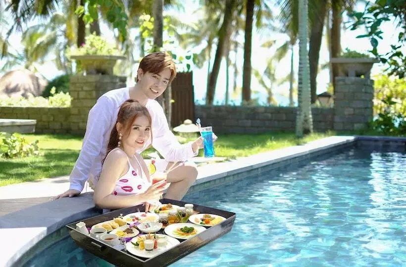 هتل Sun Spa Resort & Villa