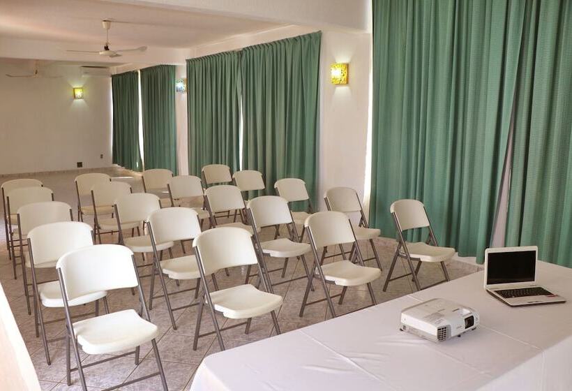 酒店 Surf Olas Altas