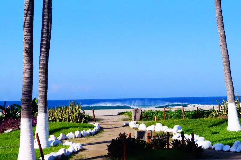 Отель Surf Olas Altas