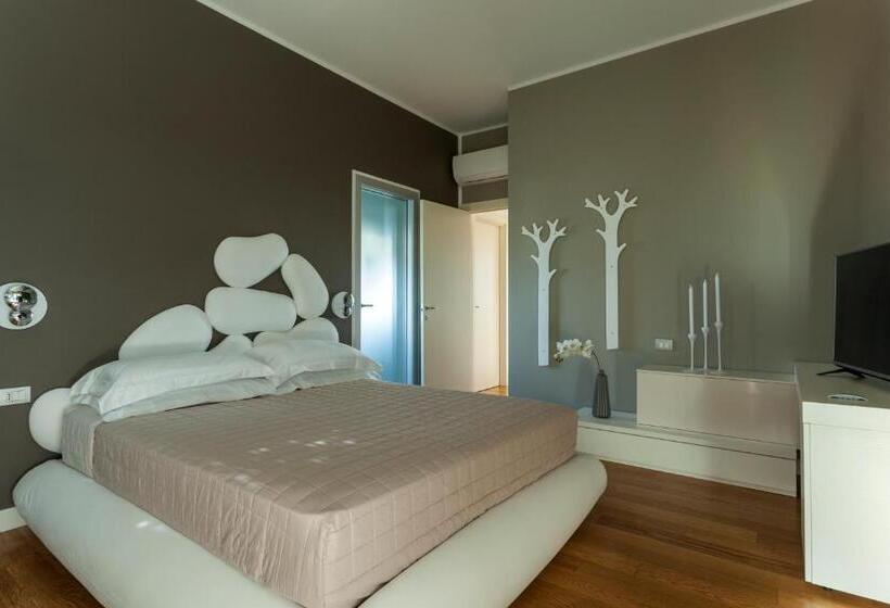 The One Hotel   Designed For Adults   Pet Lovers