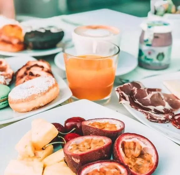 The One Hotel Designed For Adults Pet Lovers