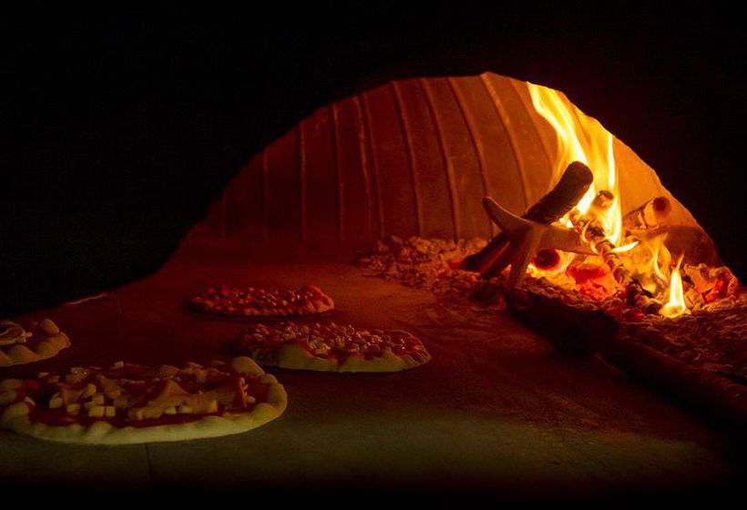 בית מלון כפרי Tupei Resort