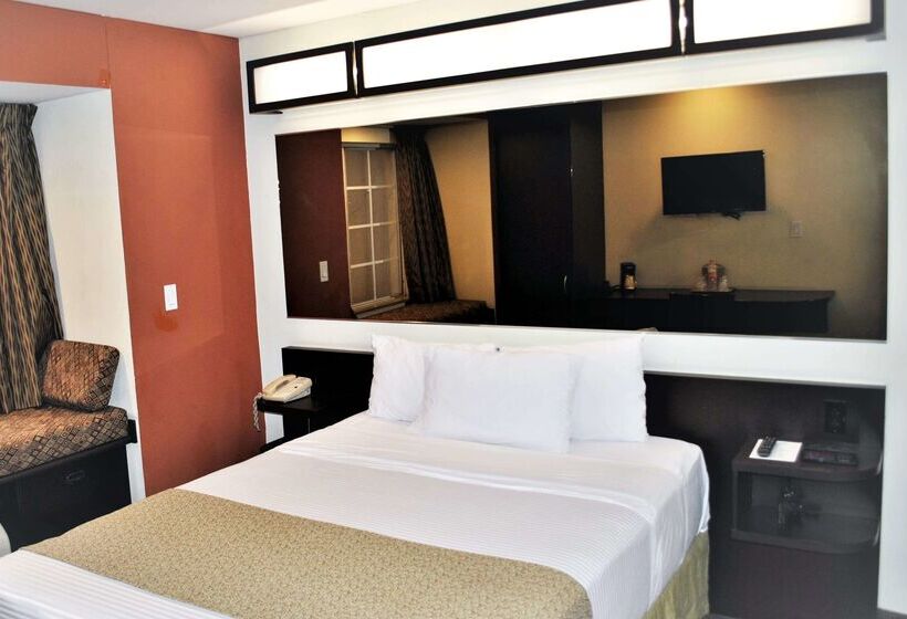 Microtel Inn And Suites By Wyndham Toluca