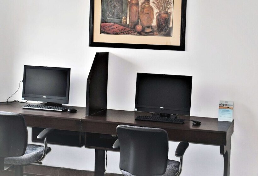 Microtel Inn And Suites By Wyndham Toluca