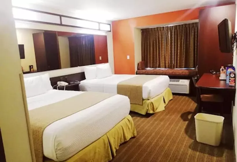 Microtel Inn And Suites By Wyndham Toluca