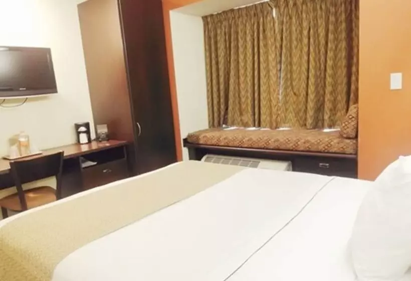 Microtel Inn And Suites By Wyndham Toluca