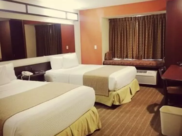 Microtel Inn And Suites By Wyndham Toluca