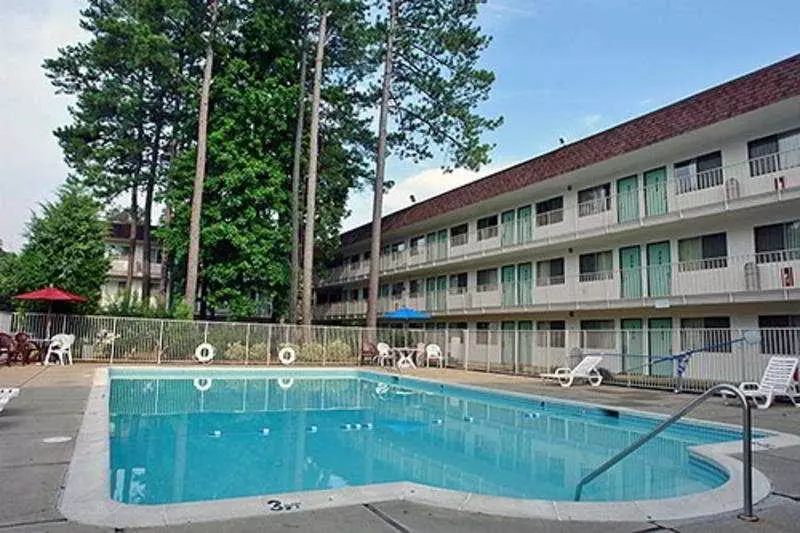 Motel 6 Williamsburg 316