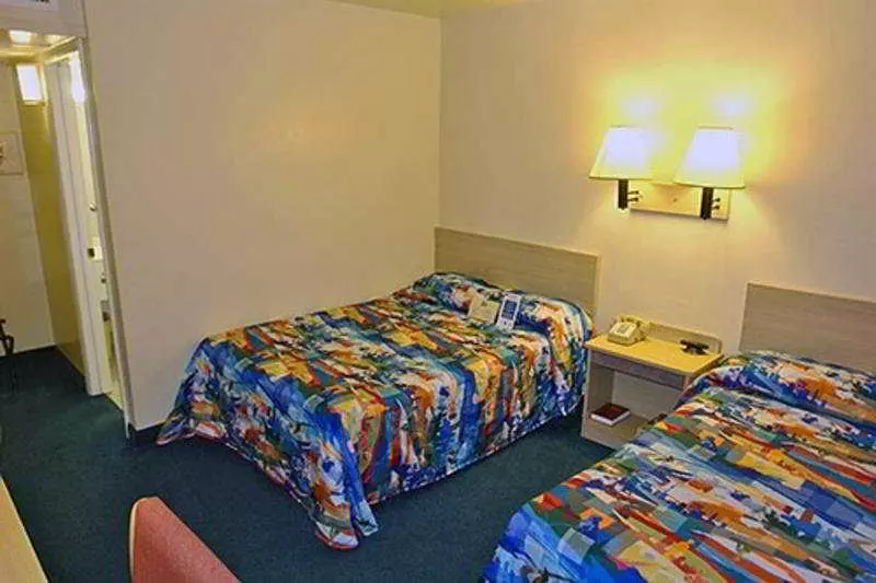 Motel 6 Williamsburg 316