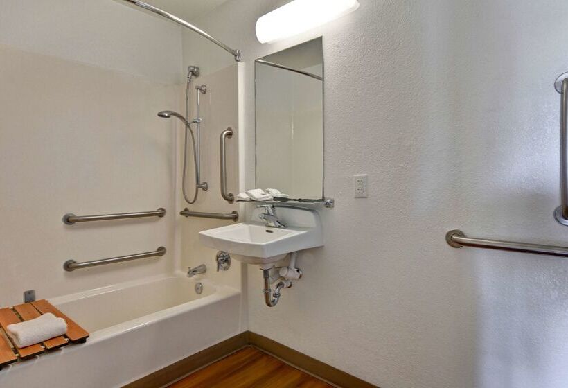 Motel 6cocoa Beach, Fl