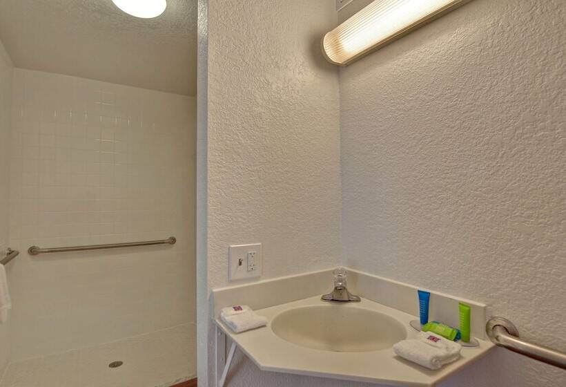 Motel 6cocoa Beach, Fl