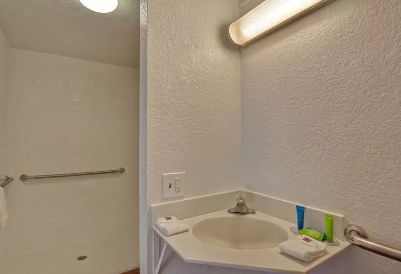 Motel 6cocoa Beach, Fl