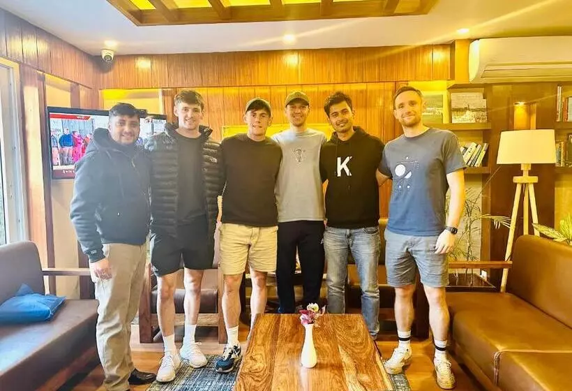 هتل Himalayan Suite