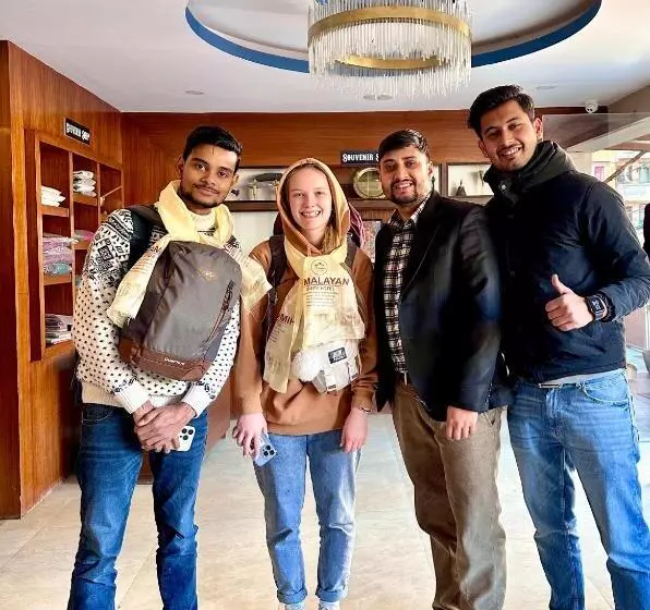 هتل Himalayan Suite