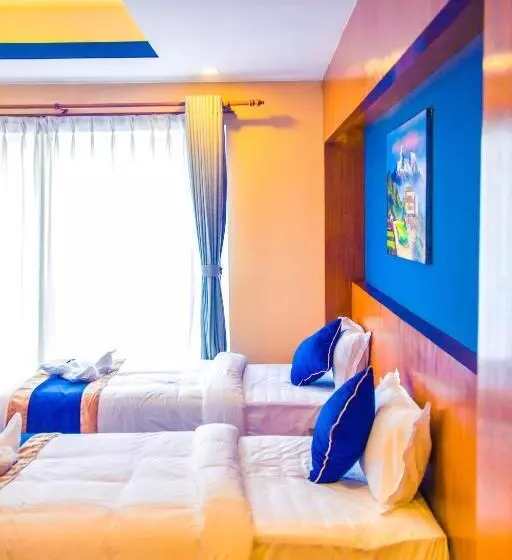 هتل Himalayan Suite