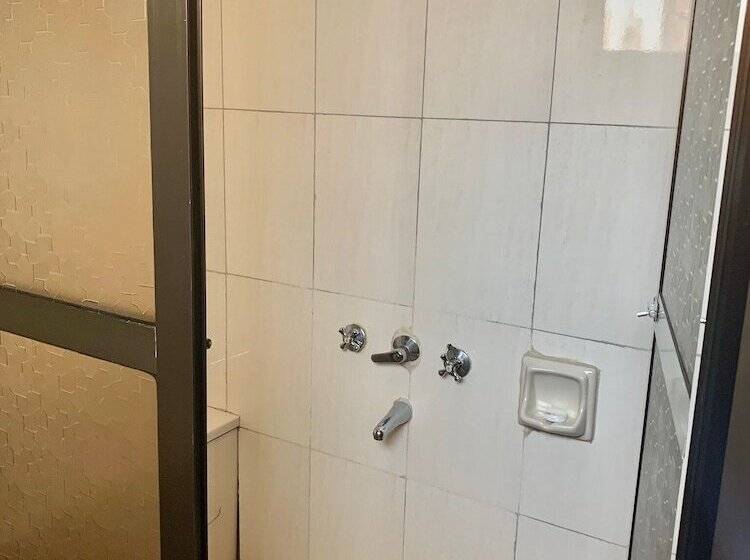 בית מלון כפרי Mahina Paradise