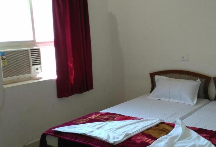 Majatalo Rama Guest House