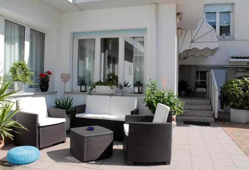 پانسیون Villa Corallo