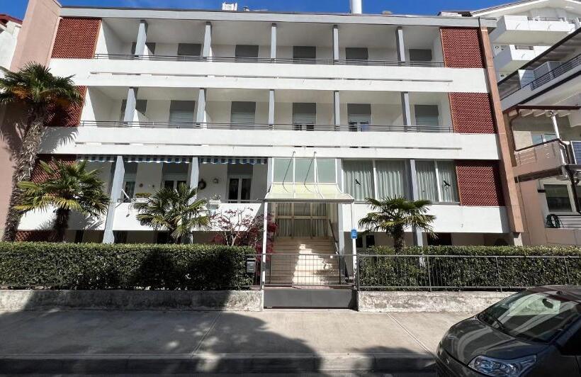 پانسیون Villa Corallo