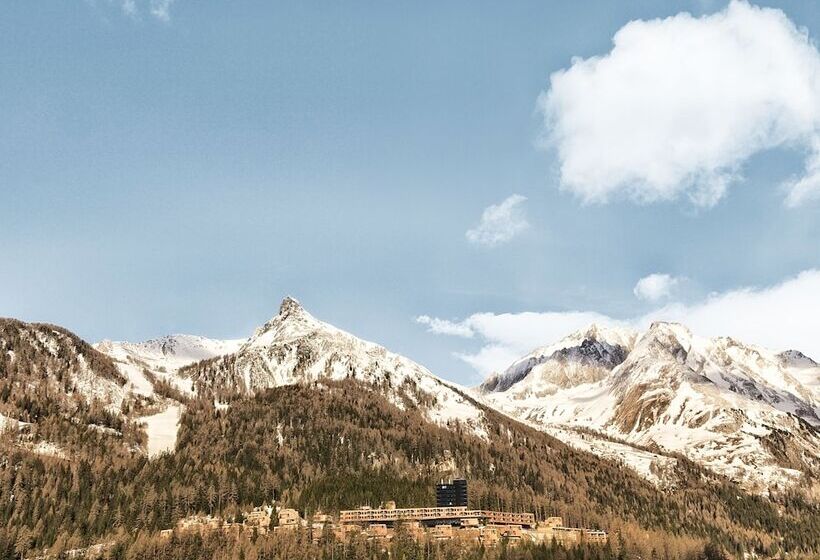 Gradonna Mountain Resort Chalets &