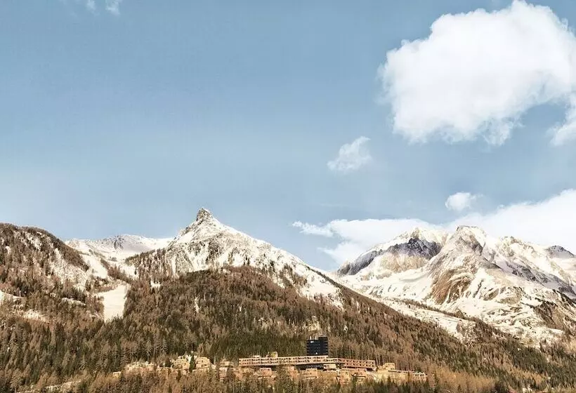 Gradonna Mountain Resort Chalets &