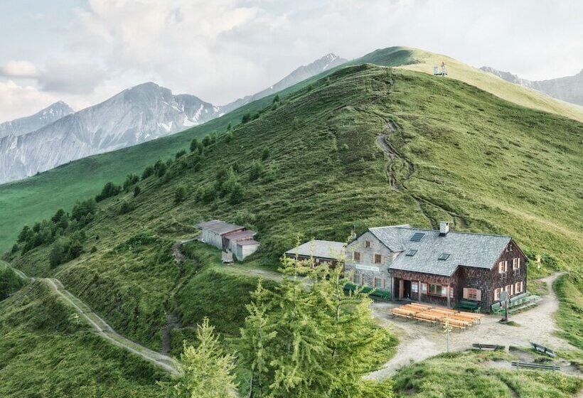 Gradonna Mountain Resort Chalets &