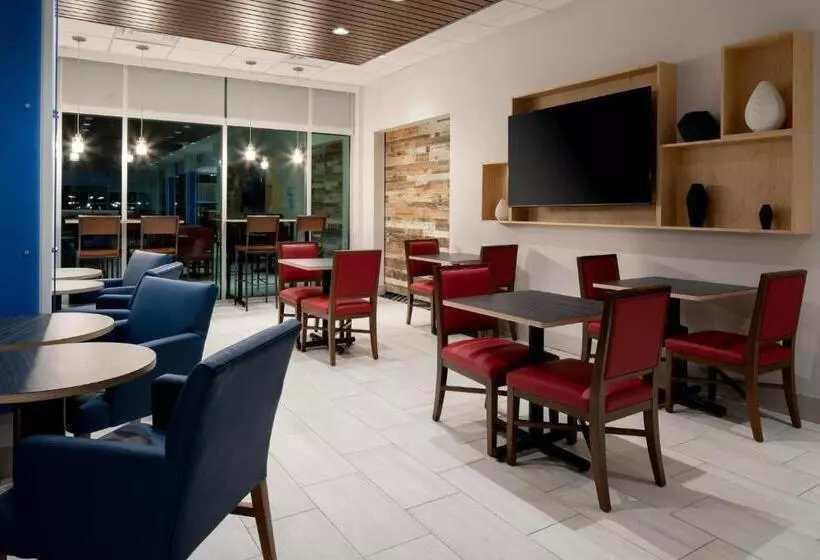 ホテル Holiday Inn Express & Suites   Bullhead City , An Ihg