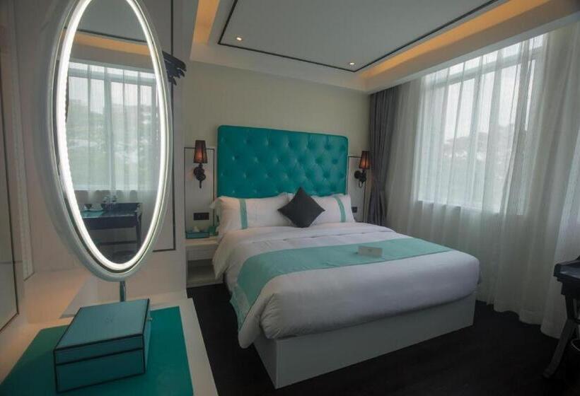 Xana Hotelle Huizhou Big World