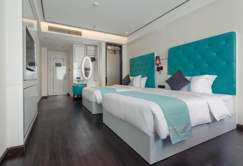 Xana Hotelle Huizhou Big World