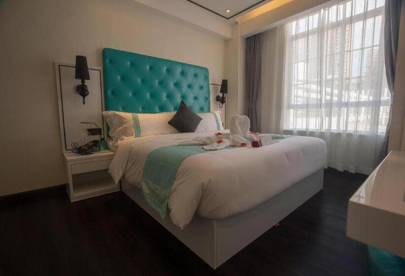 Xana Hotelle Huizhou Big World