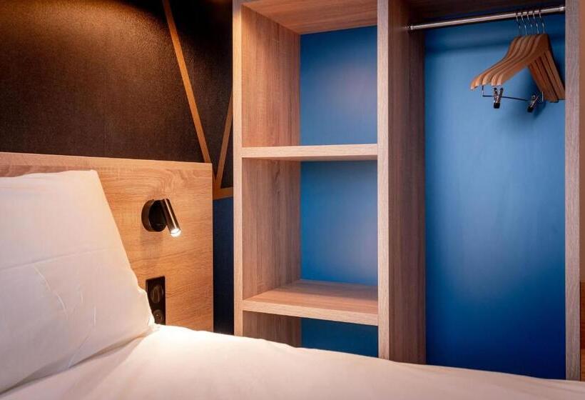 هتل Ibis Styles Valenciennes Petite Foret