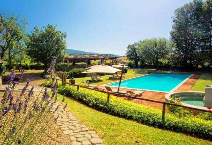 Luxurious Cottage In Loro Ciuffenna With Fitness Room