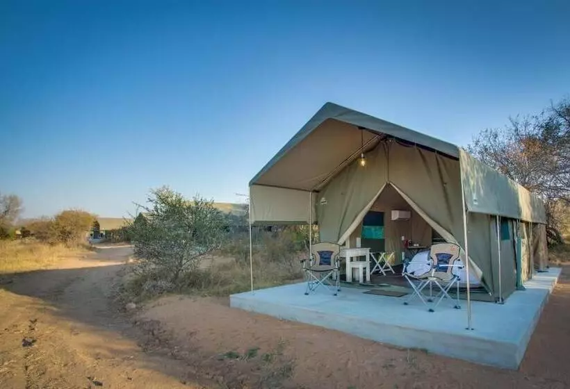 تختخواب و صبحانه Explorers Little Mongena Tented Camp
