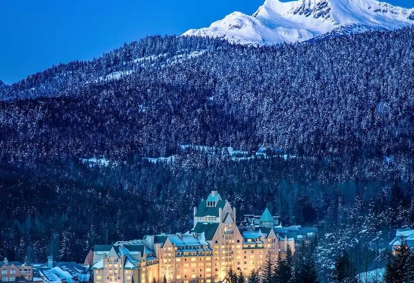 ホテル Fairmont Chateau Whistler Gold Experience