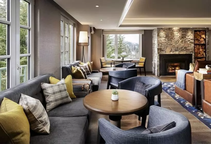 ホテル Fairmont Chateau Whistler Gold Experience