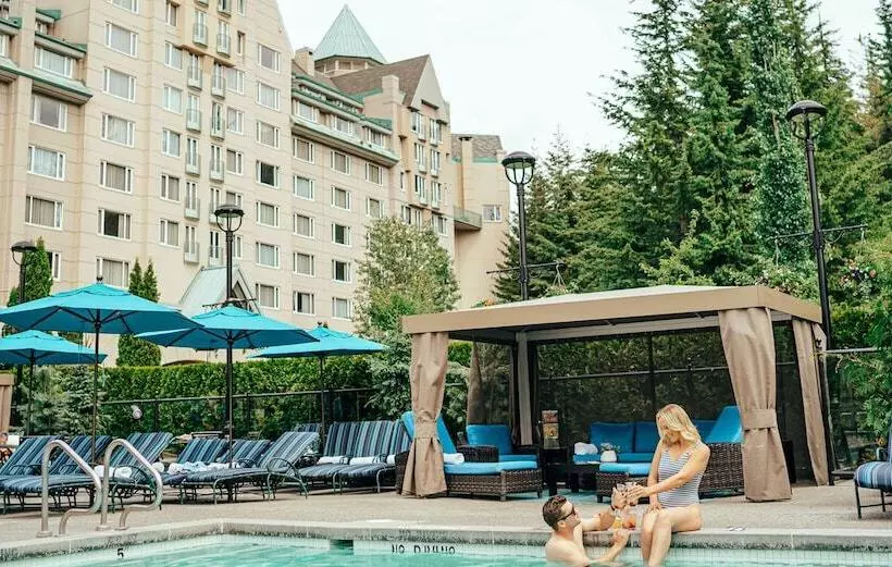 ホテル Fairmont Chateau Whistler Gold Experience