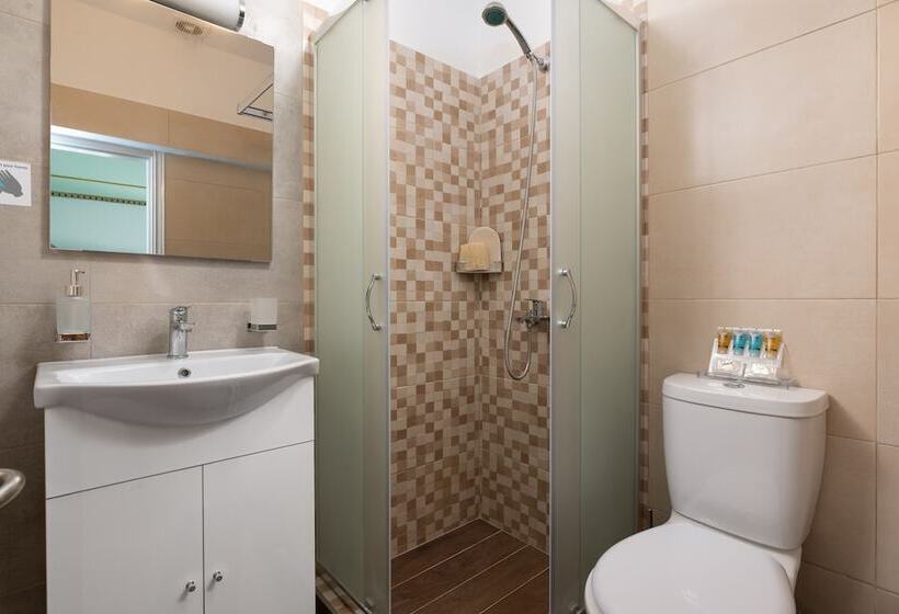 酒店 Marikas Deluxe Rooms