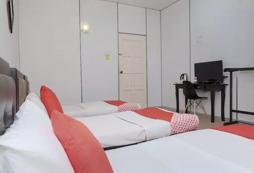 Hotelli Oyo 90180 Gemilang  Kerteh