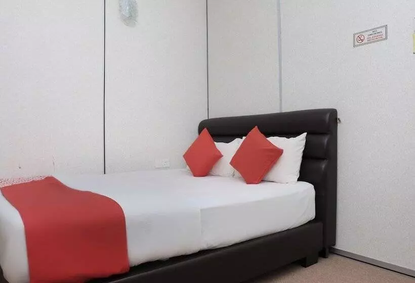 Hotelli Oyo 90180 Gemilang  Kerteh