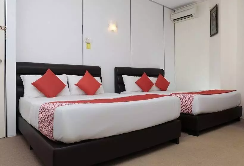 Hotelli Oyo 90180 Gemilang  Kerteh